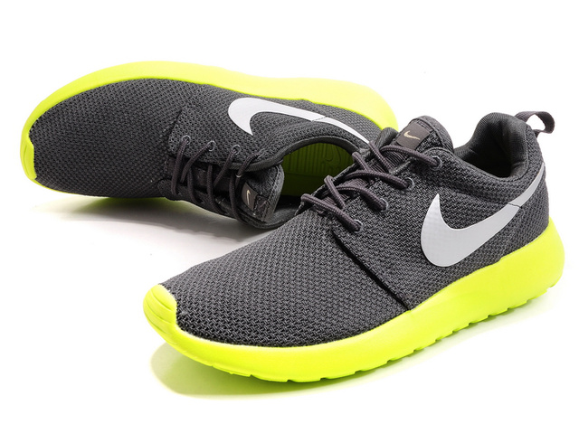 nike Roshe running chaussures hommes gris fonce jaune (1)